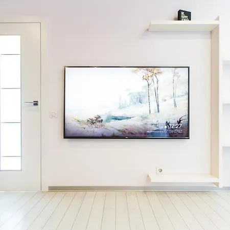 Brand New Relaxing Place In Neighbourhood Jacuzzi Lviv